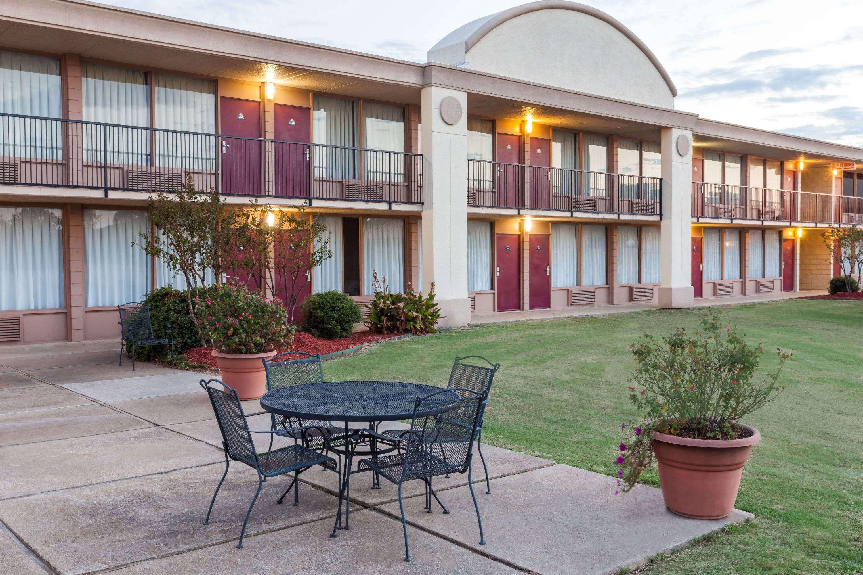 Days Inn By Wyndham Hillsboro Tx Exteriér fotografie